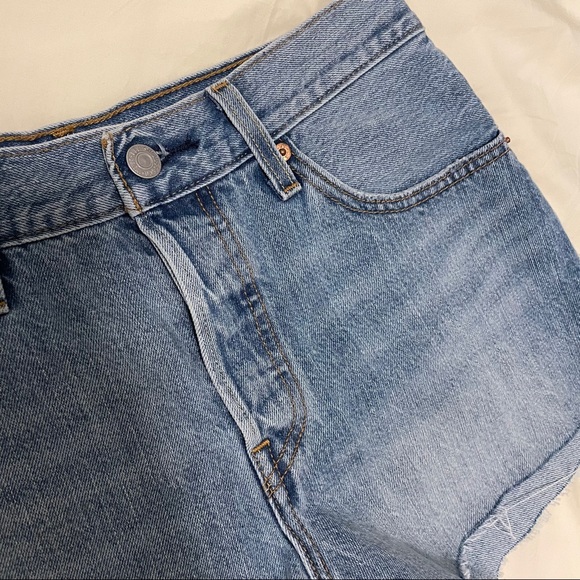 New Levi’s 501 Denim shorts - Picture 3 of 4